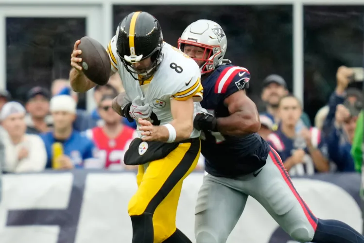 Rodgers blames himself as offensive struggles continue